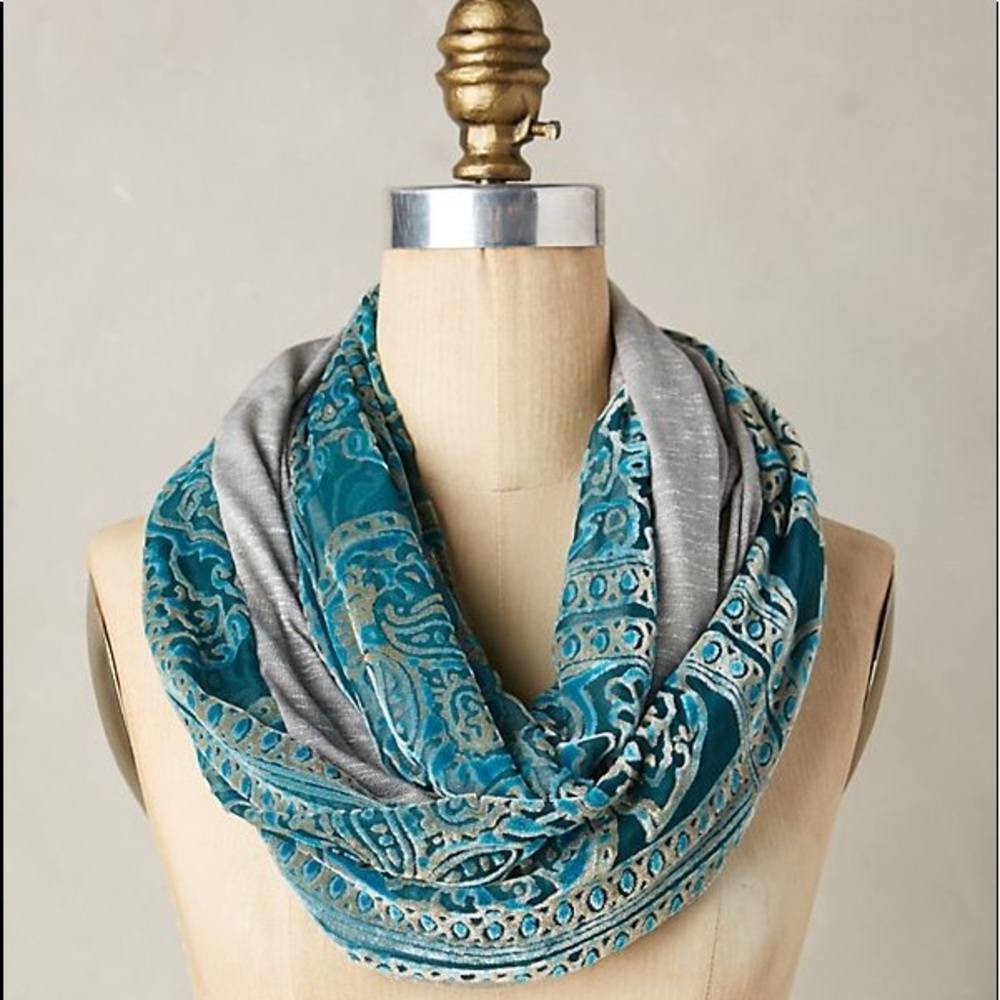 Anthropologie Matto Velvet Scarf